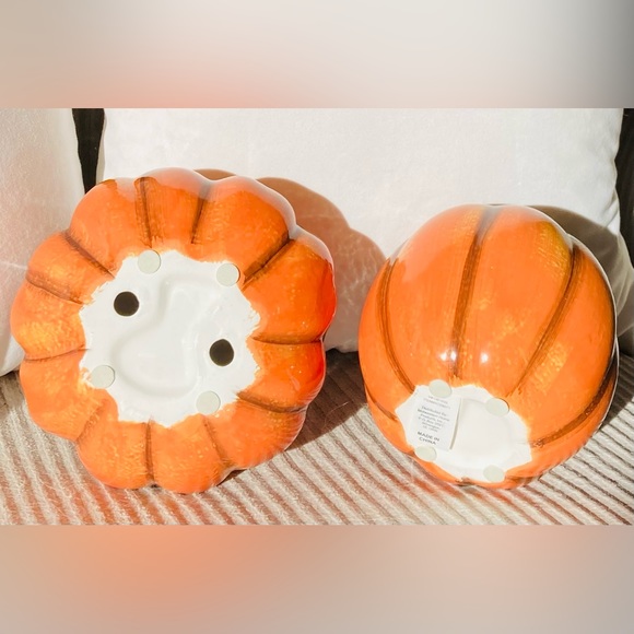 Ceramic Pumpkins. Set of 2. - Picture 5 of 6